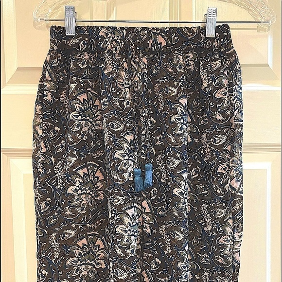 Figue Silk Sheer Printed pull on pants - Picture 2 of 5